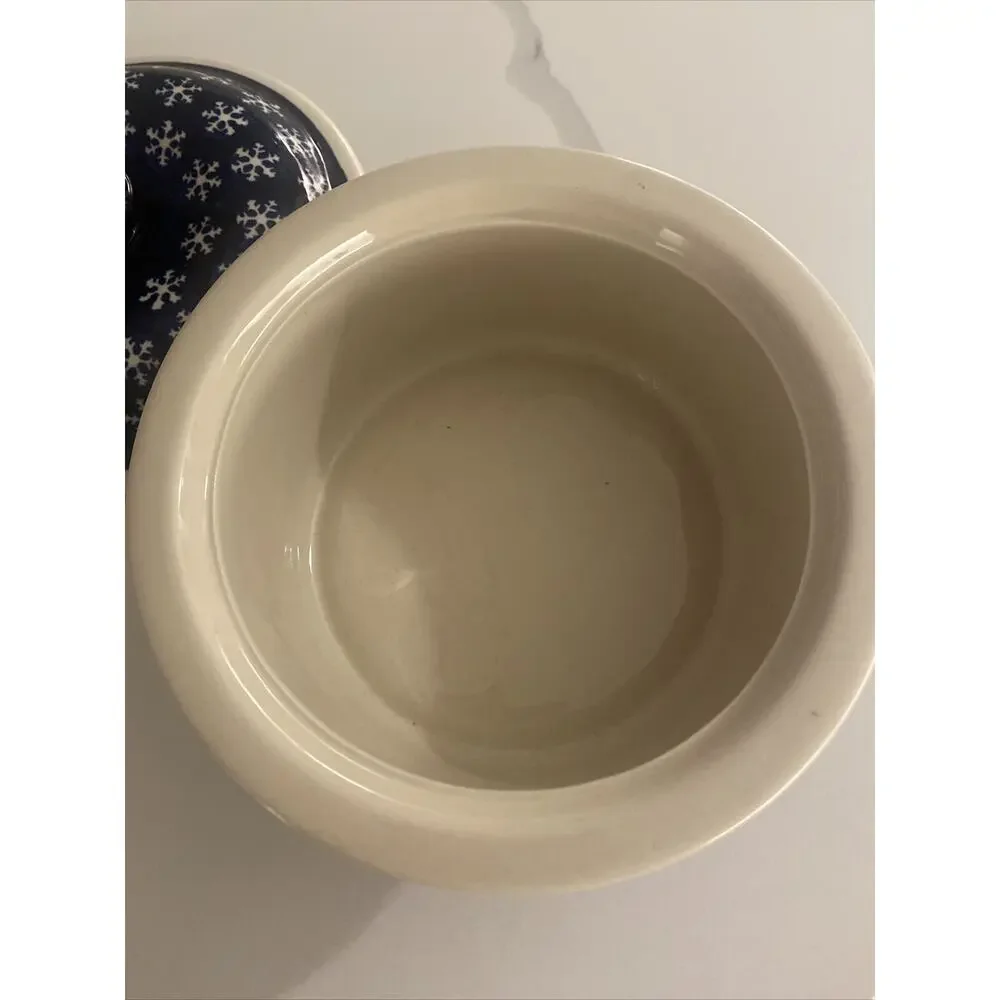 Boleslawiec Polish Pottery Cobalt Blue Ivory Snowflake Stoneware Casserole Lid